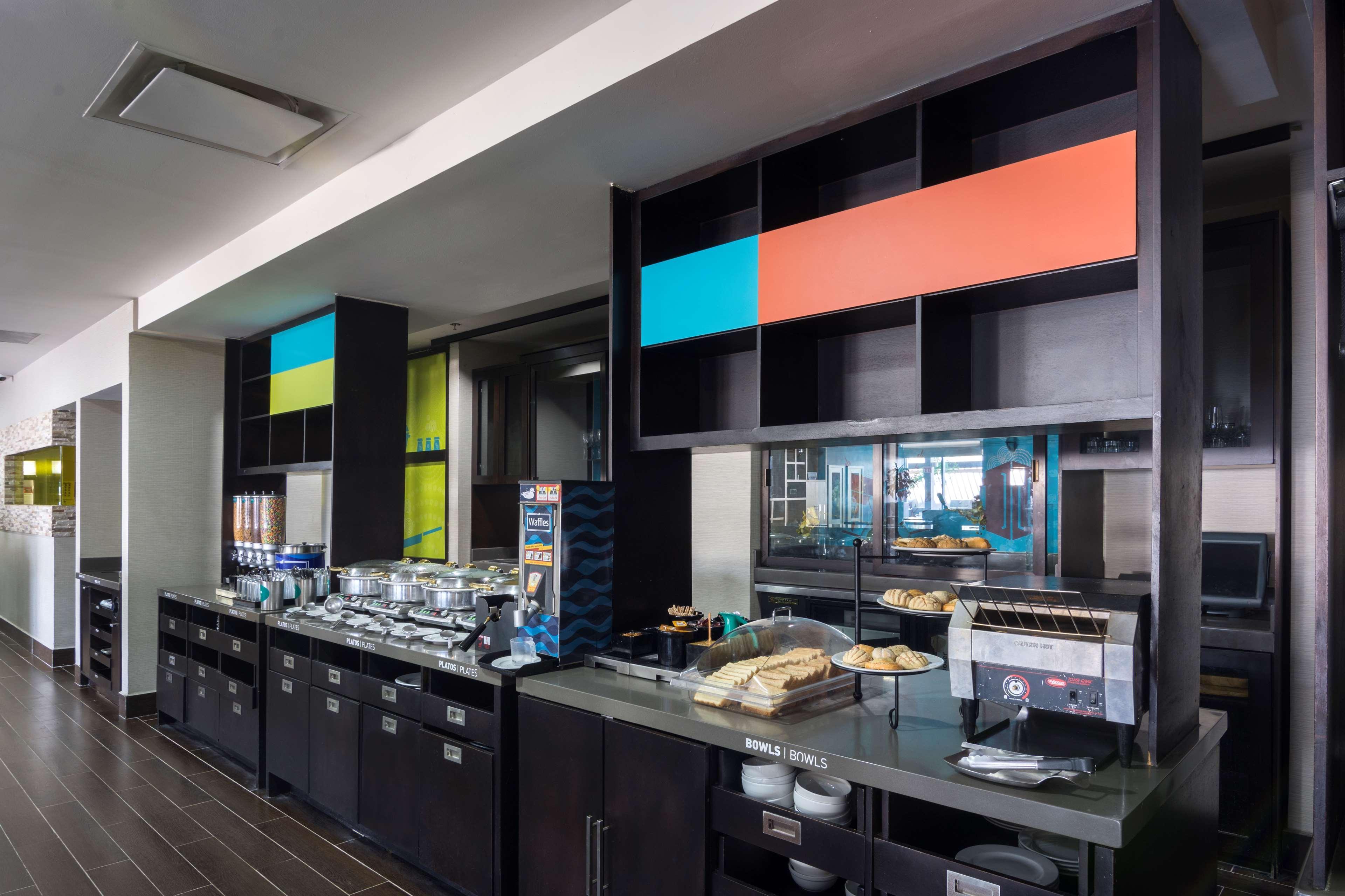 Homewood Suites By Hilton Queretaro Ngoại thất bức ảnh