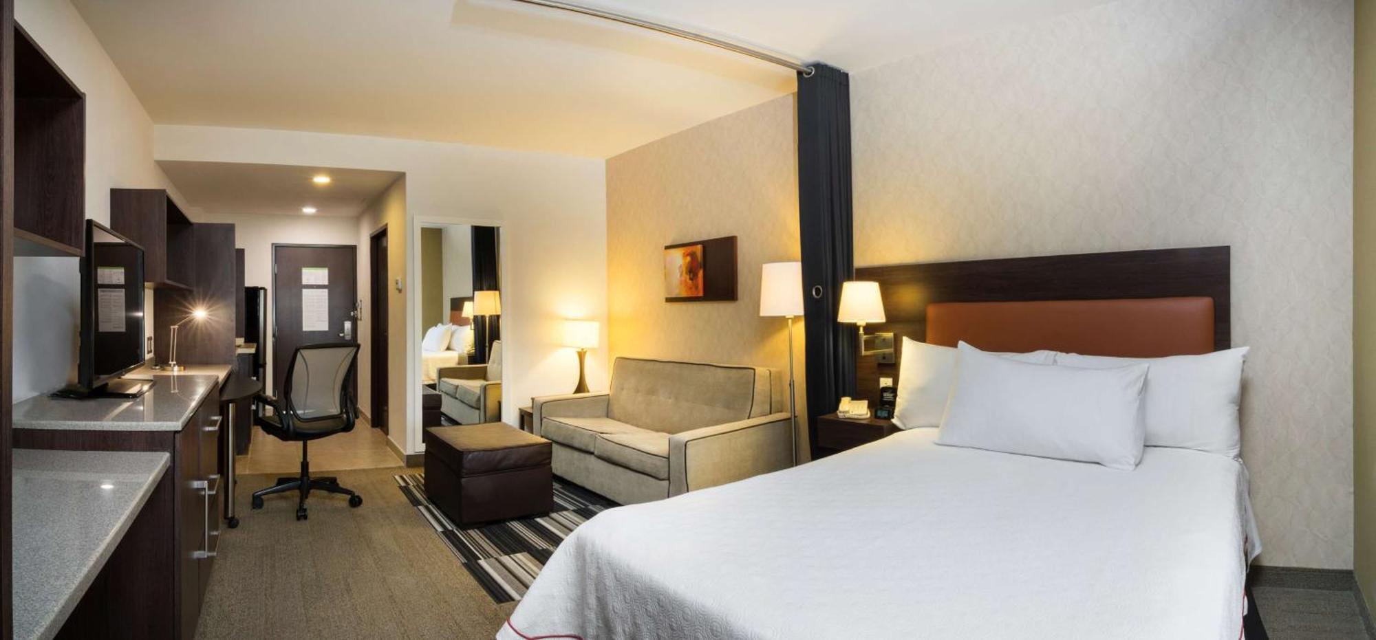 Homewood Suites By Hilton Queretaro Ngoại thất bức ảnh