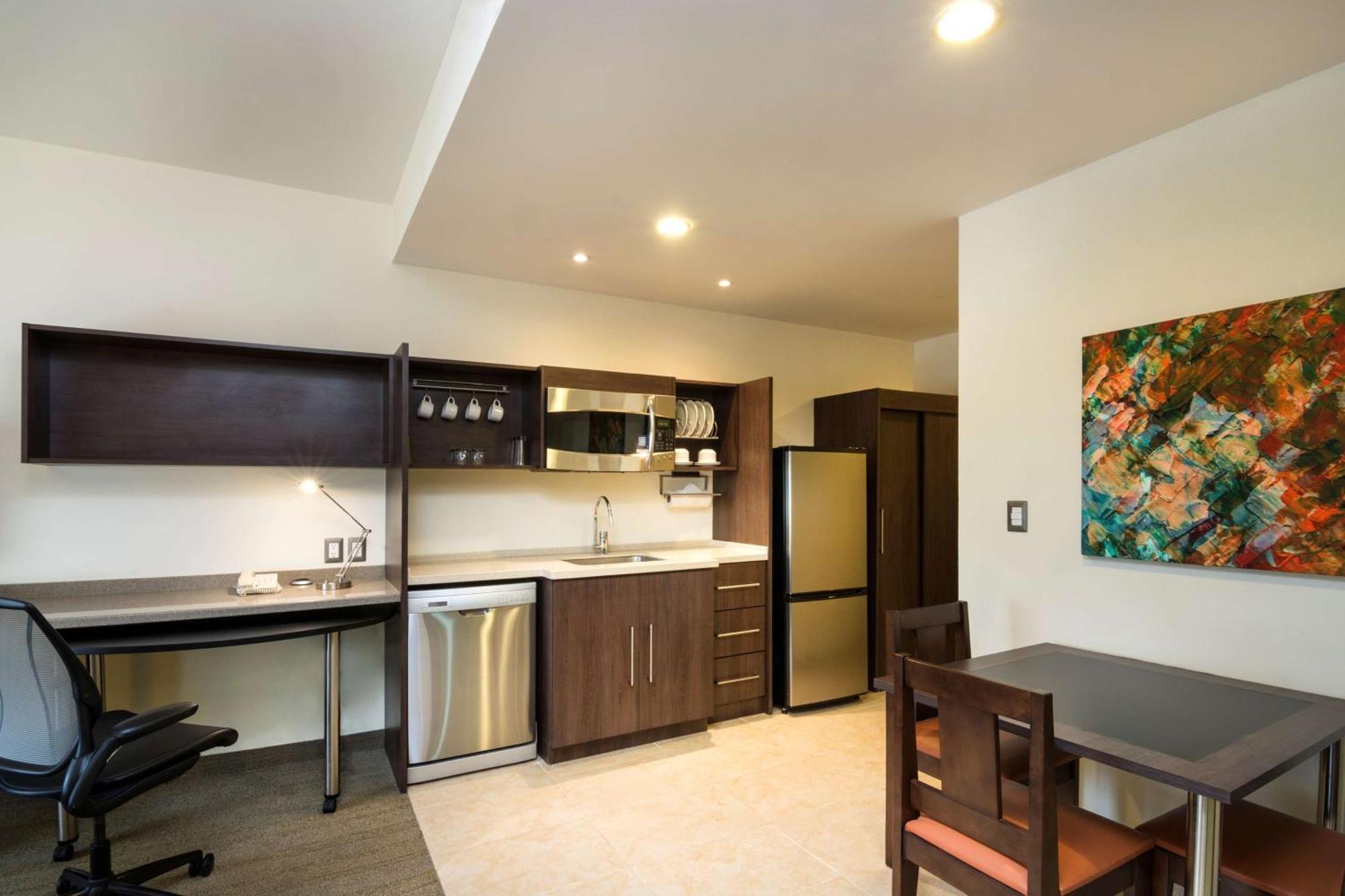 Homewood Suites By Hilton Queretaro Ngoại thất bức ảnh